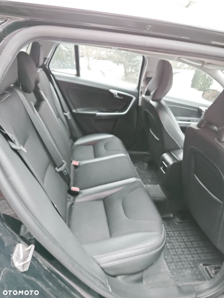 Volvo V60 D4 Drive-E Dynamic Edition (Momentum) - 7