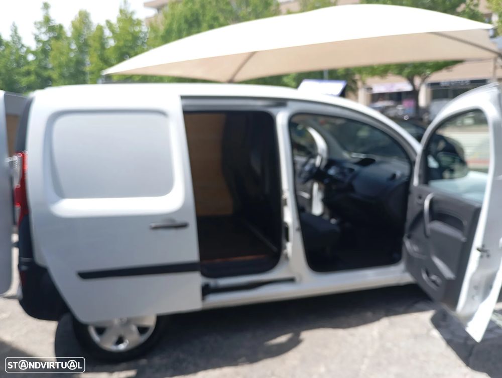 Renault Kangoo 3 Lugares - 11