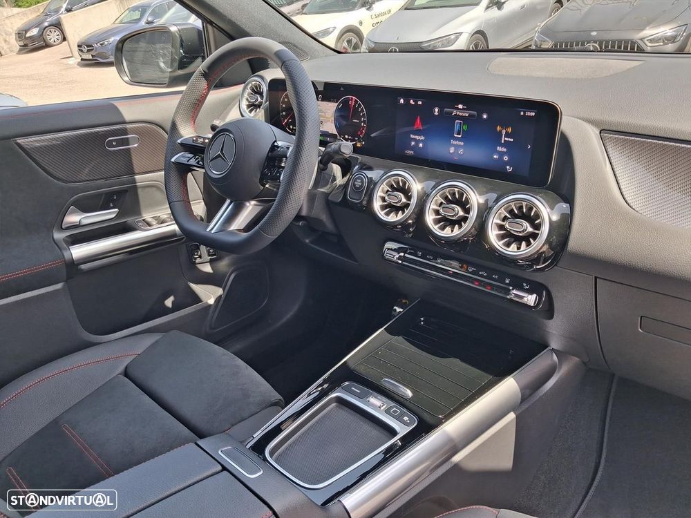 Mercedes-Benz GLA 250 e AMG Line - 15