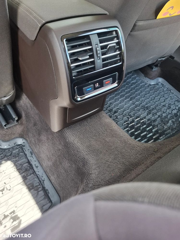 Volkswagen Passat 2.0 TDI Trendline - 9