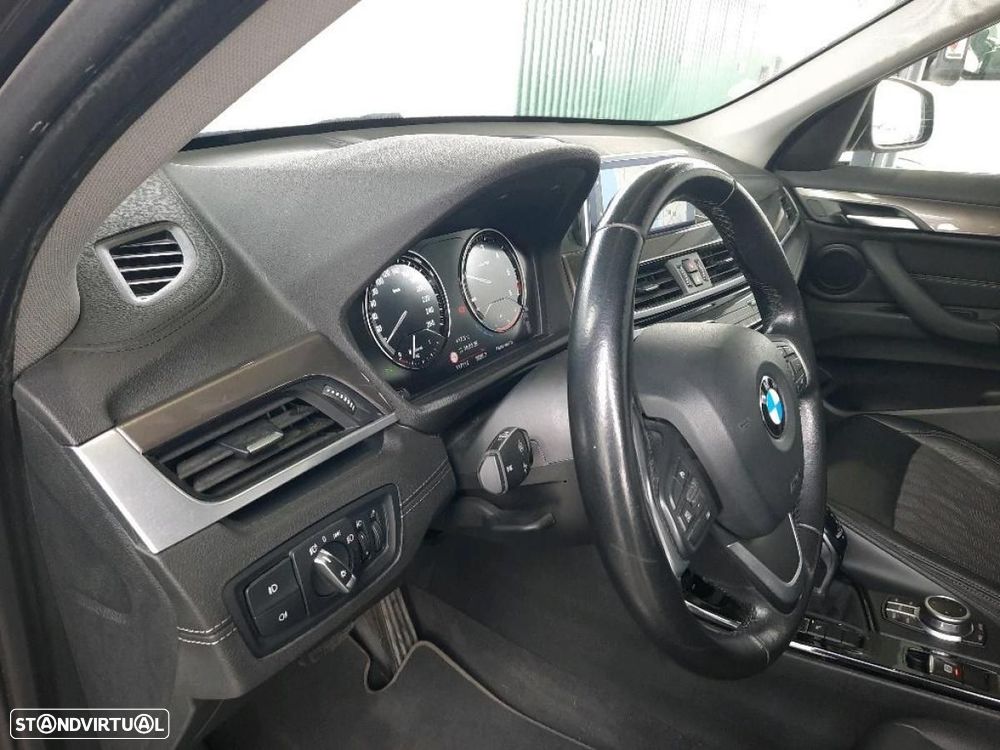 BMW X1 16 d sDrive xLine Auto - 3
