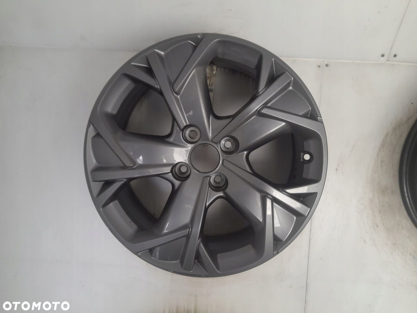Felga aluminiowa Citroen OE DS 9825287080 6.5" x 17" 4x108 ET32 - 1