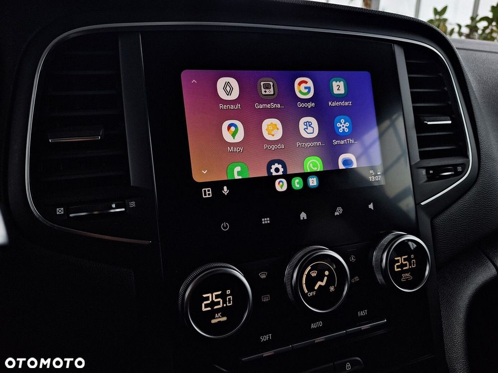 Renault Megane 1.5 Blue dCi Zen - 23