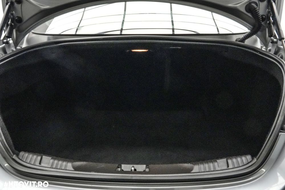 Jaguar XF 2.2D Premium Luxury - 26
