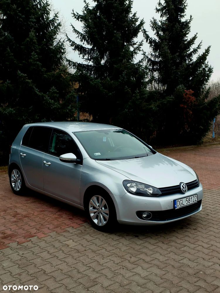 Volkswagen Golf - 1