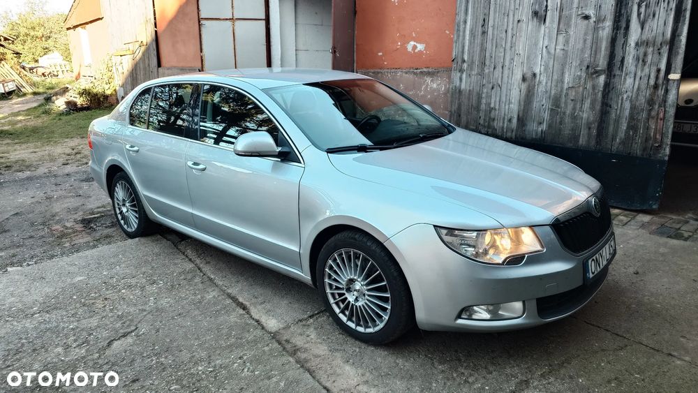 Skoda Superb 2.0 TDI Ambition - 1