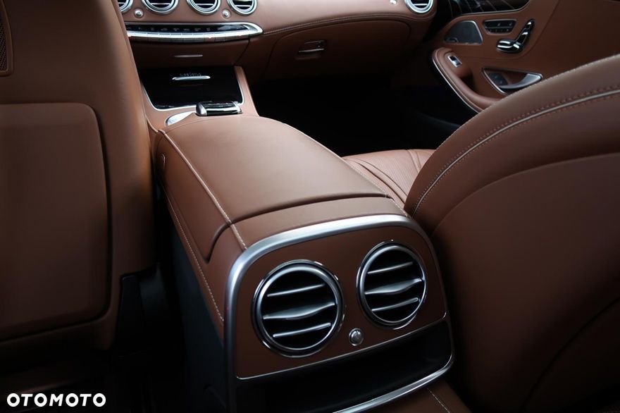 Mercedes-Benz Klasa S 500 4-Matic 7G-TRONIC - 30