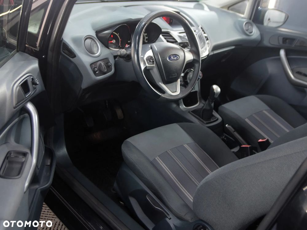 Ford Fiesta 1.25 SYNC Edition - 17