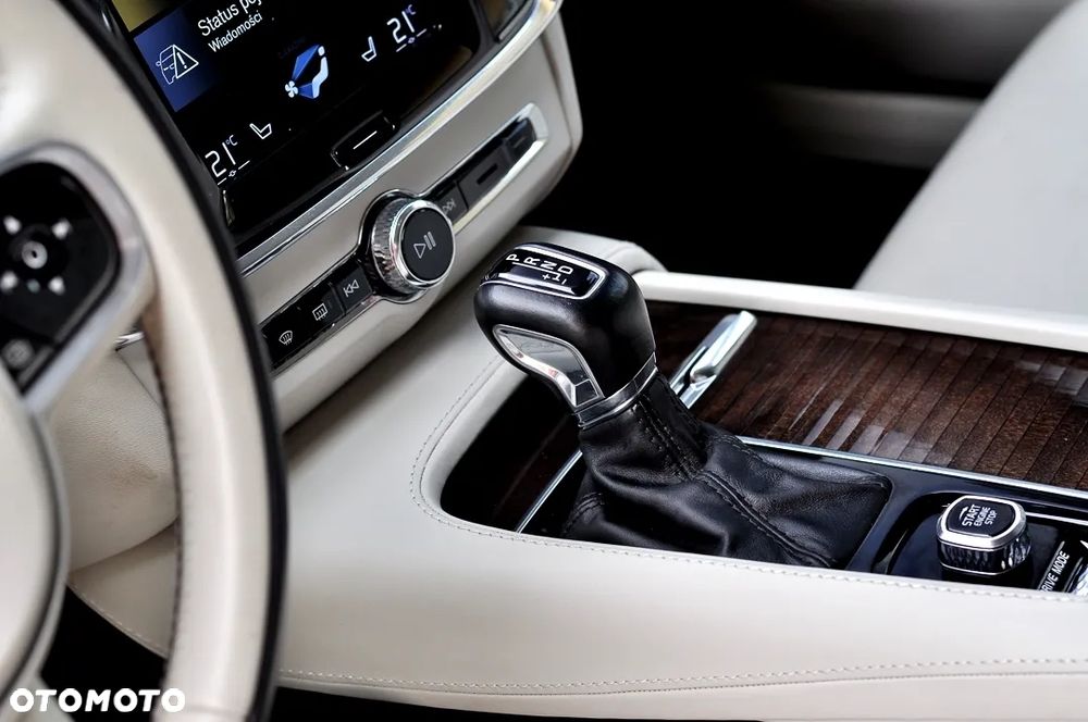 Volvo S90 D4 Geartronic Inscription - 32