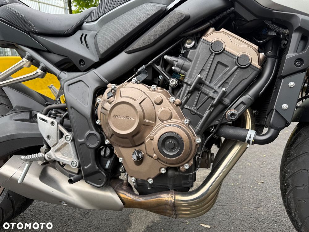 Honda CB - 11