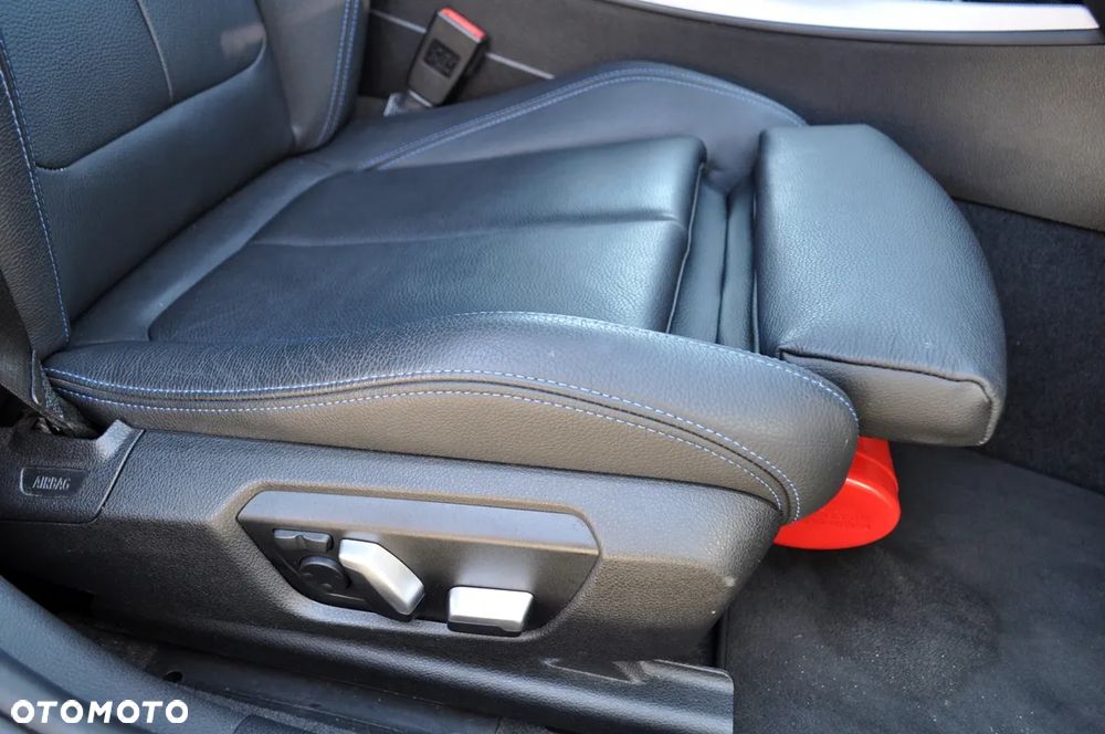 BMW Seria 1 - 32