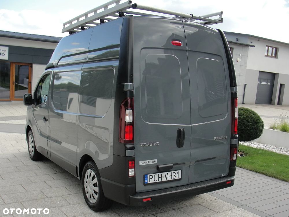 Renault Trafic - 2
