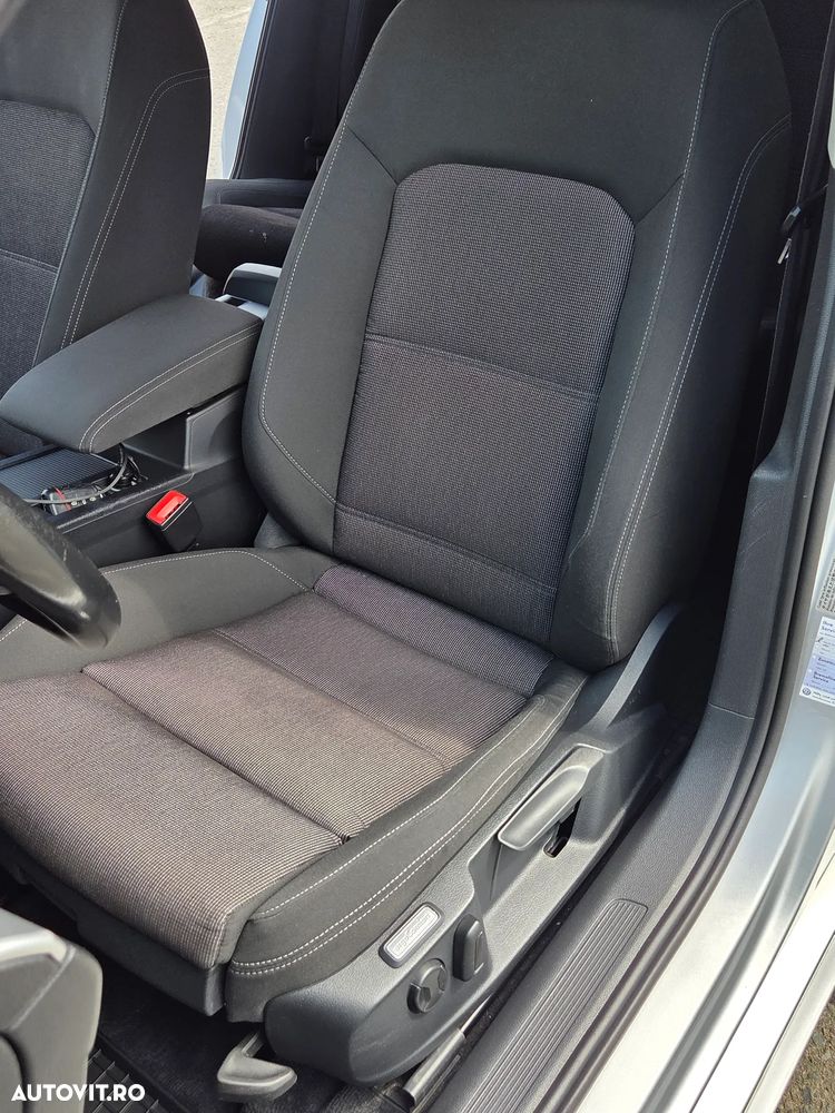 Volkswagen Passat 2.0 TDI Comfortline - 8