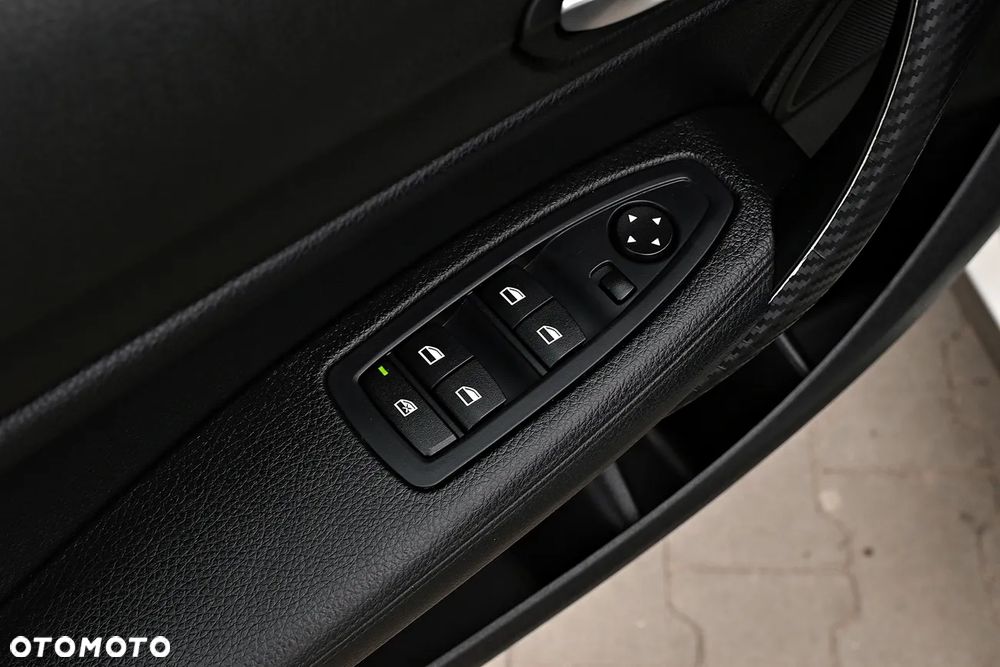 BMW Seria 1 118d Urban Line - 33