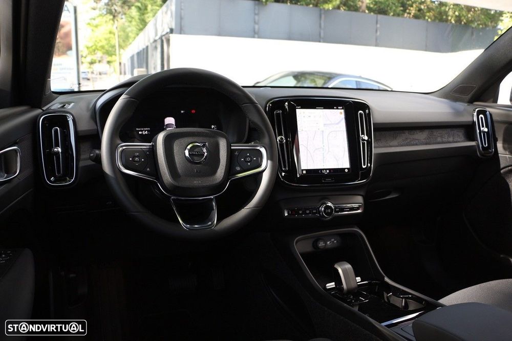 Volvo XC 40 Recharge Plus - 13