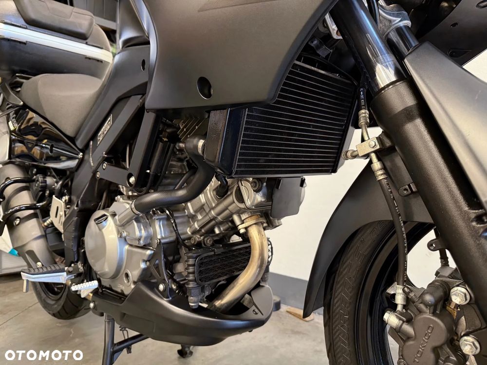 Suzuki V-STROM - 11