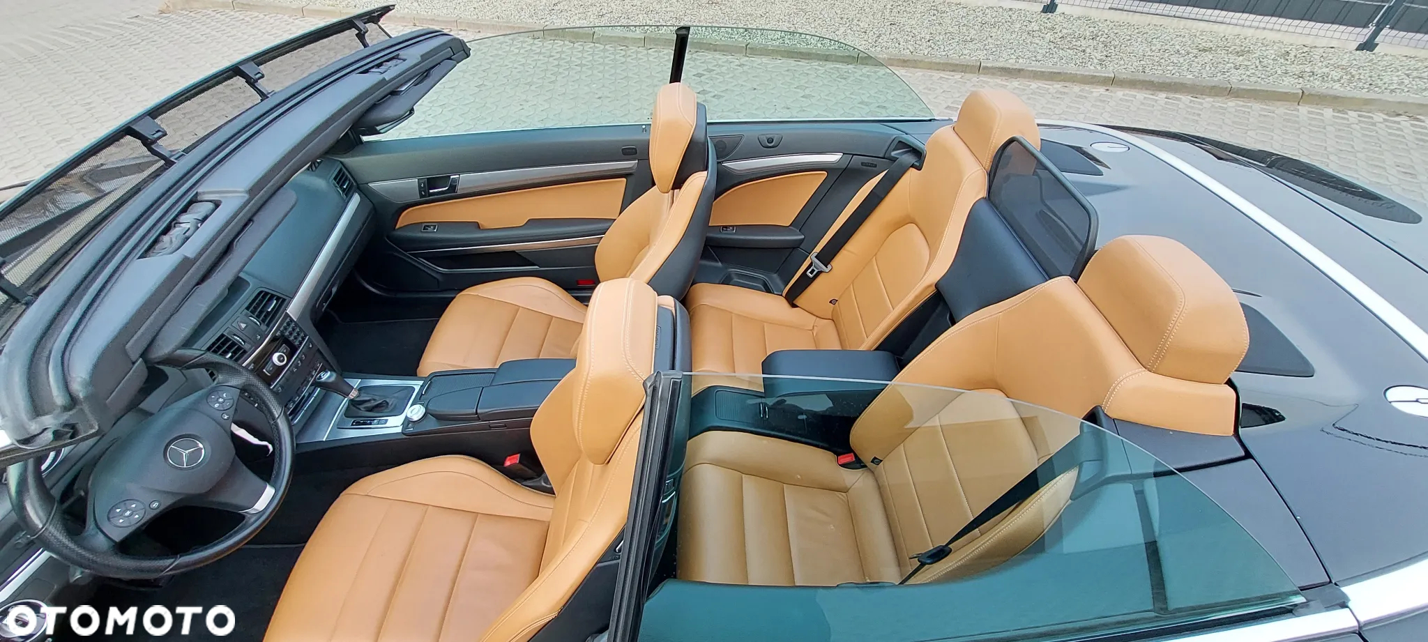 Mercedes-Benz Klasa E 200 CGI Cabrio BlueEFFICIENCY Automatik Avantgarde - 11
