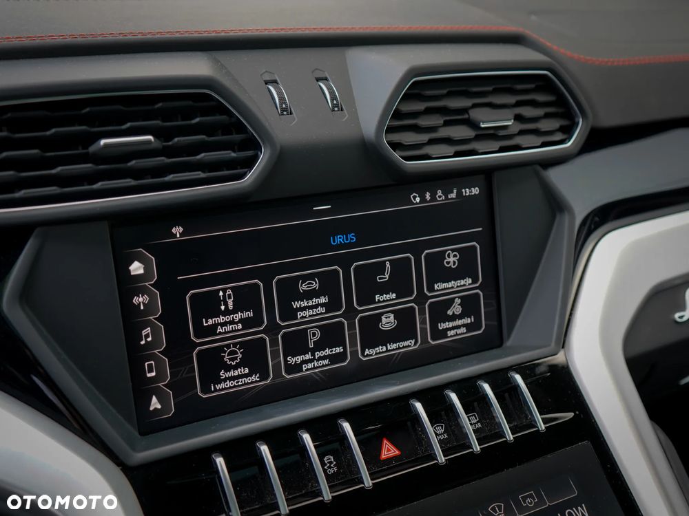 Lamborghini Urus - 16