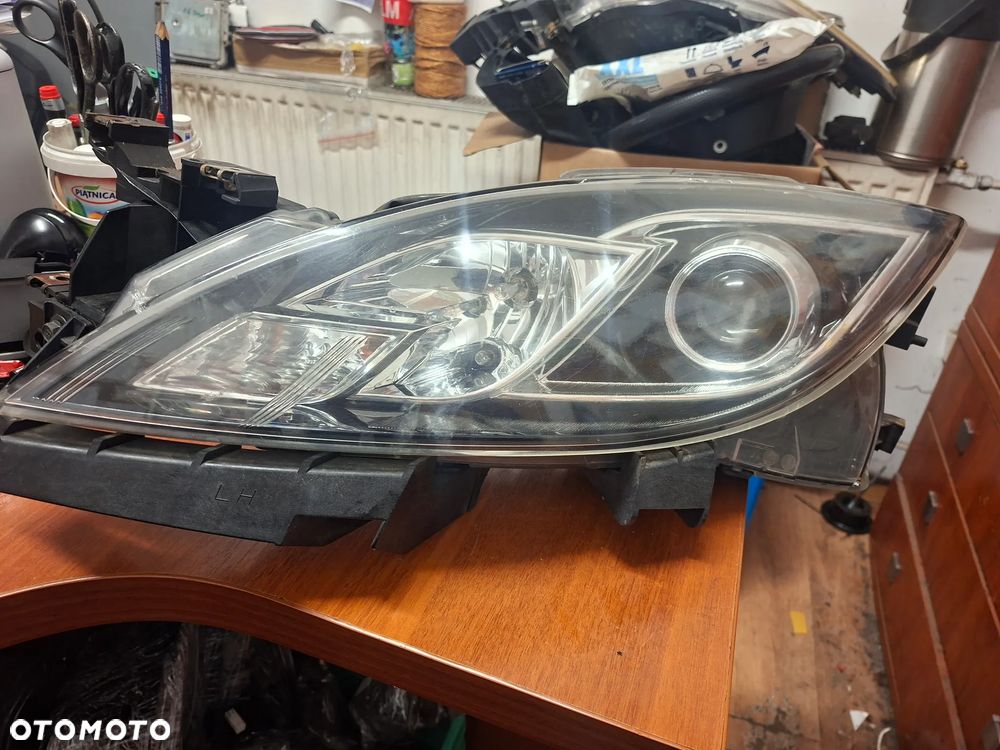 Lampa przednia ReflektoR Mazda 6 GH 2009 - 9