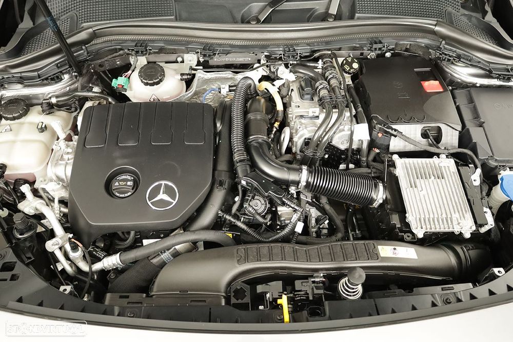 Mercedes-Benz B 250 e - 26