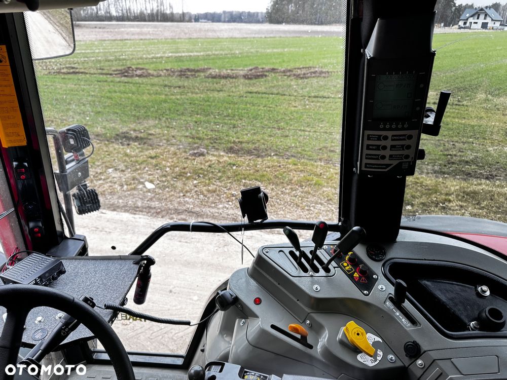 Massey Ferguson 8220 - 10