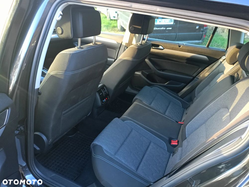 Volkswagen Passat Variant 2.0 TDI BMT Comfortline DSG - 21