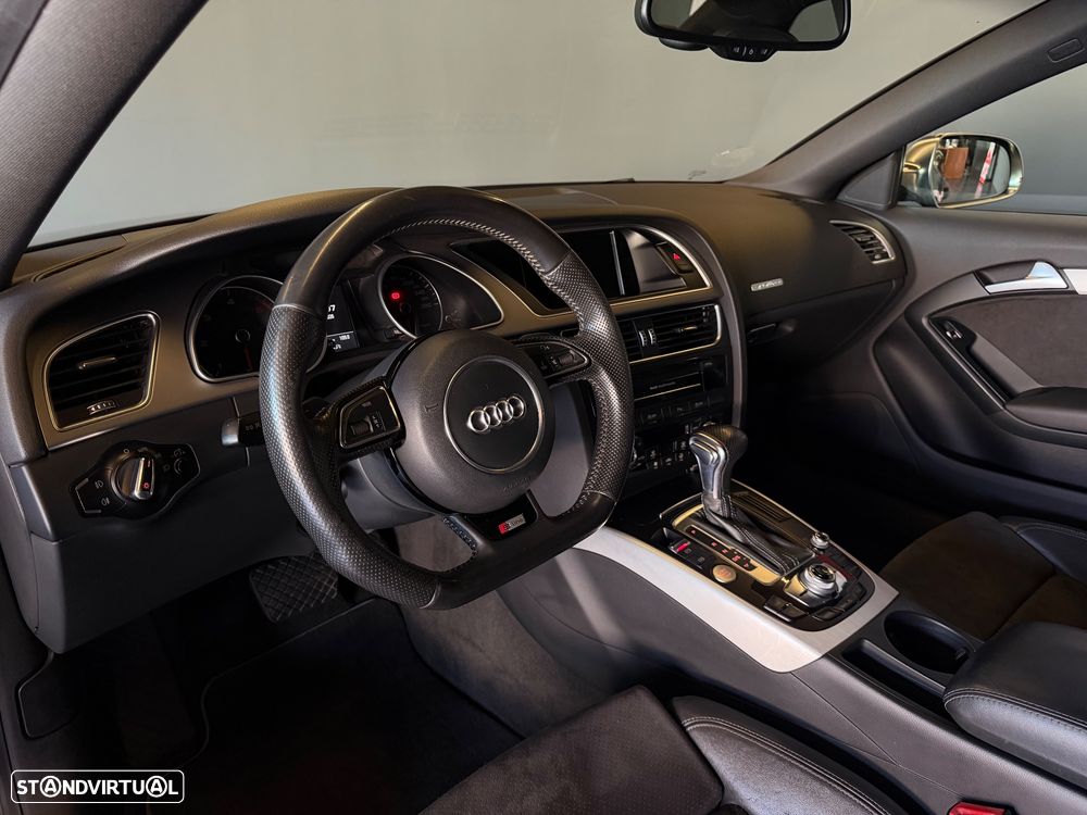 Audi A5 2.0 TDI quattro S tronic S-line - 17
