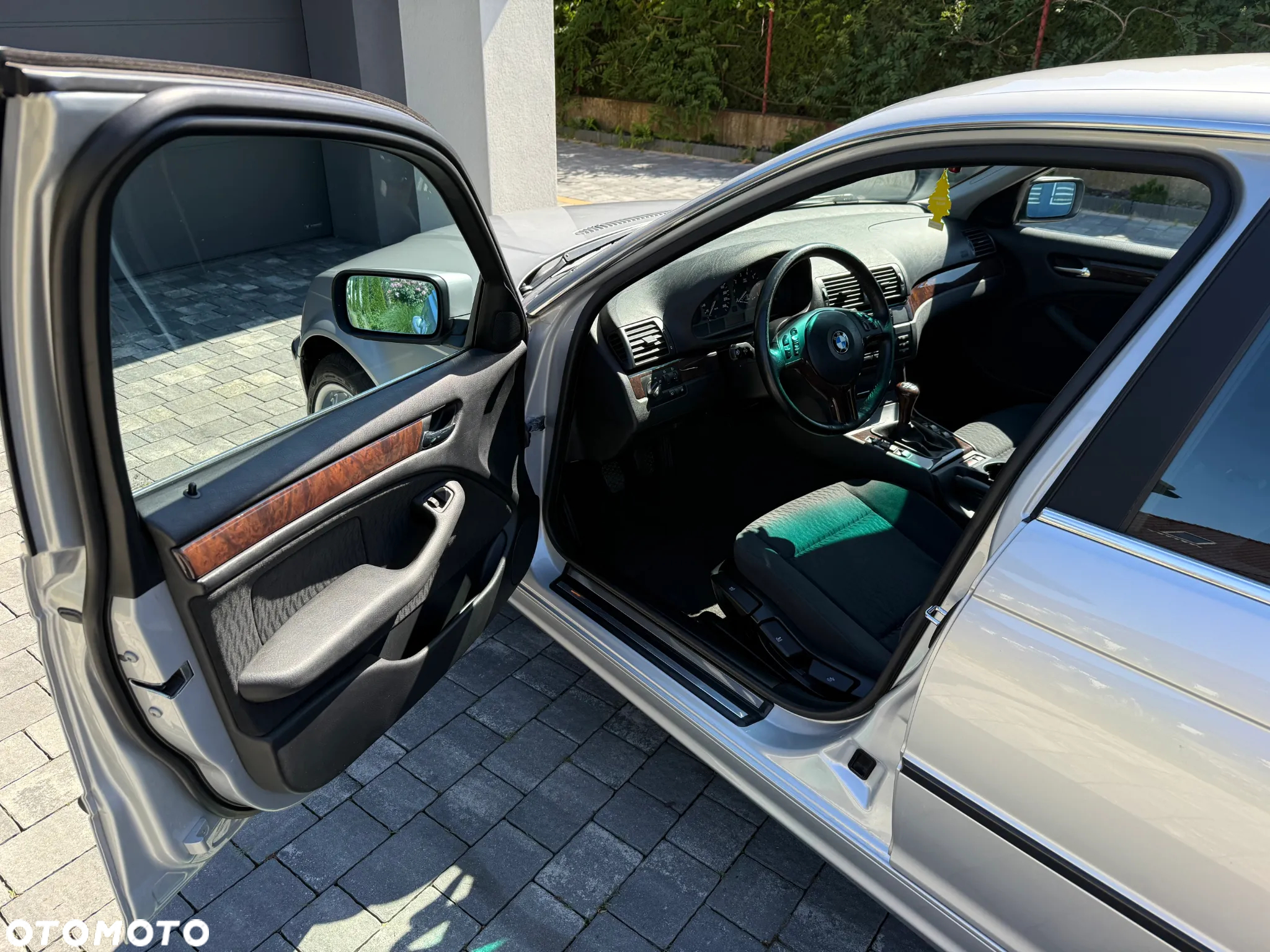 BMW Seria 3 325i - 9