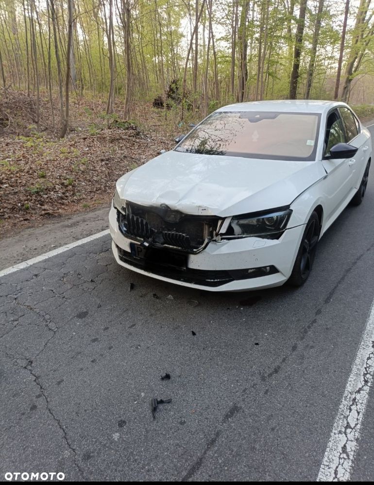 Skoda Superb 2.0 TSI Sportline DSG - 29