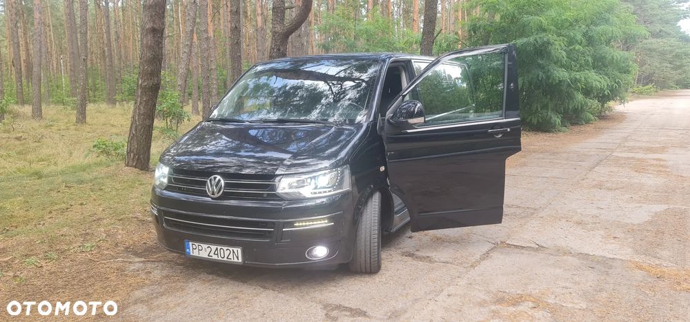 Volkswagen Multivan - 1