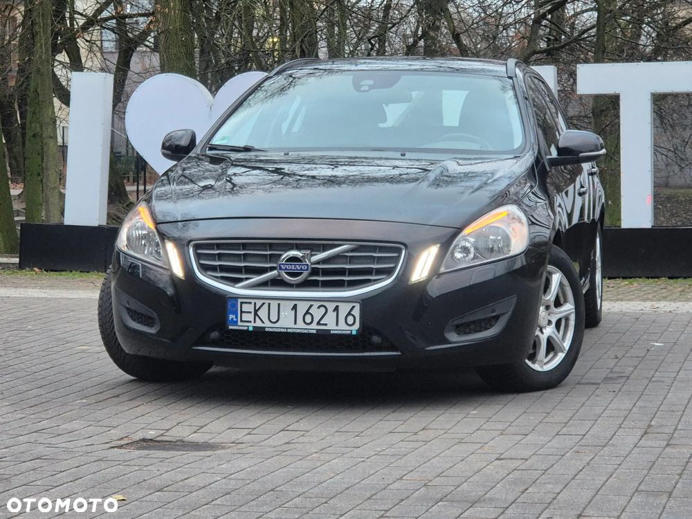 Volvo V60 DRIVe - 36