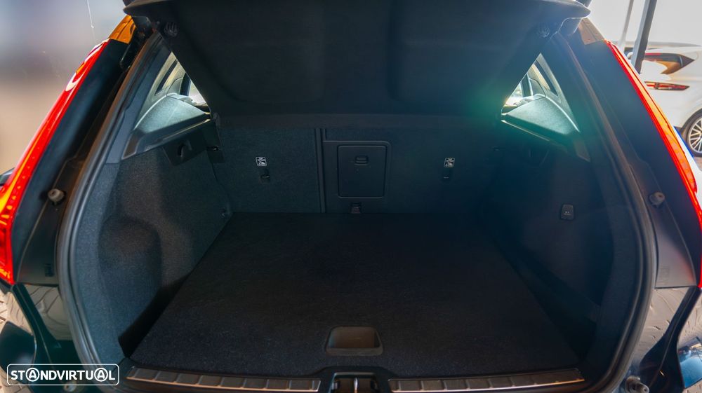 Volvo XC 40 1.5 T3 Inscription - 10