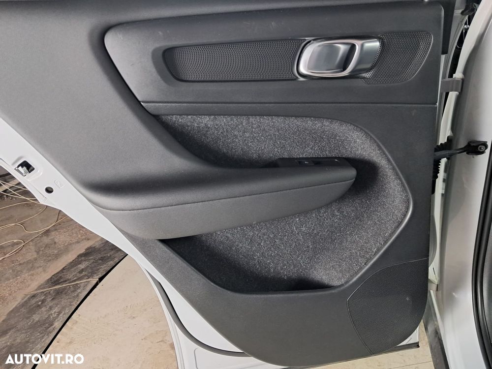 Volvo XC 40 - 26