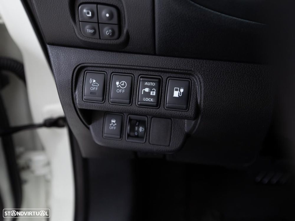 Nissan Leaf - 14