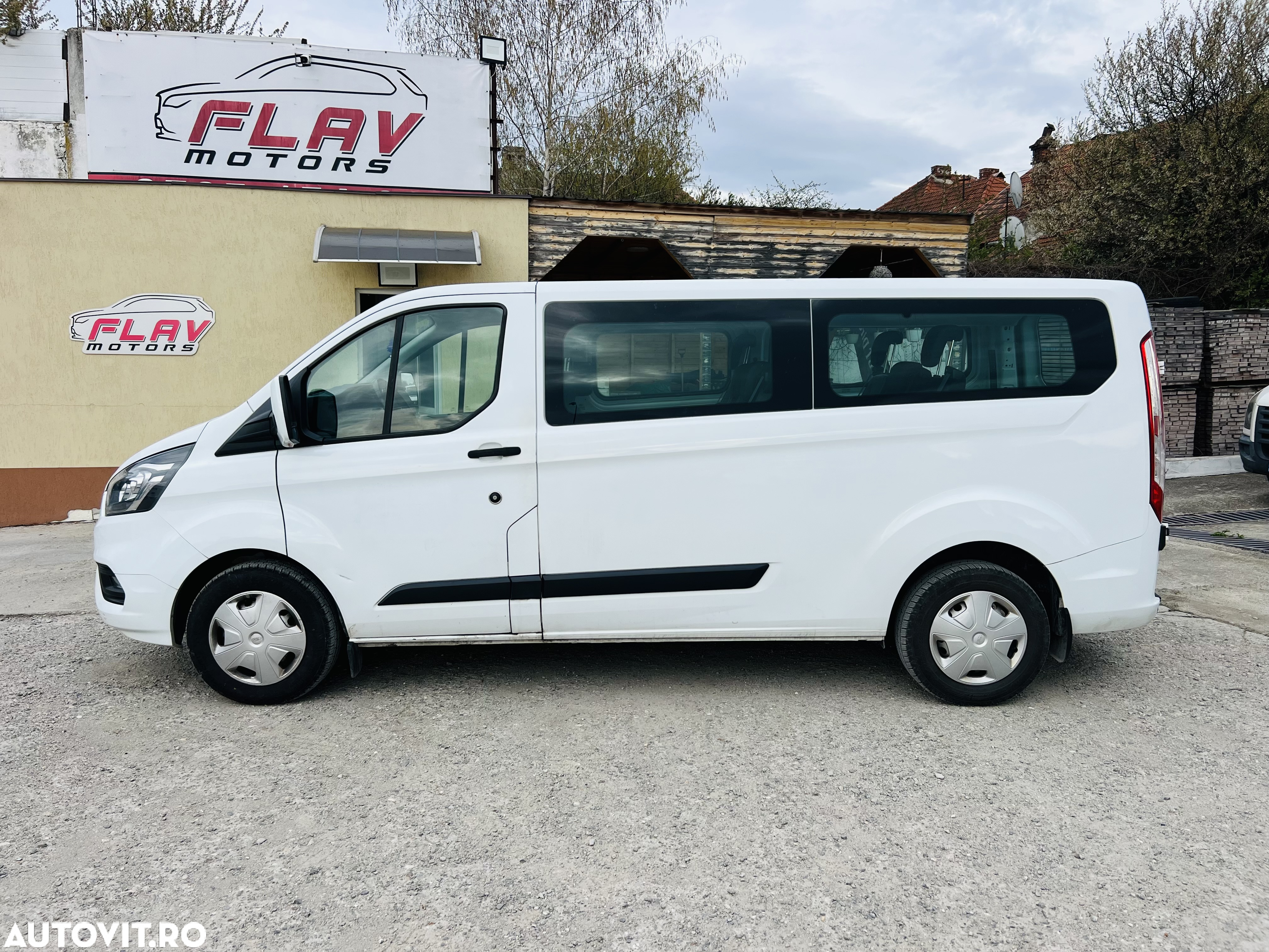 Ford Transit Custom - 10