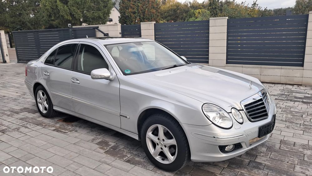 Mercedes-Benz Klasa E 280 4-Matic Elegance - 22
