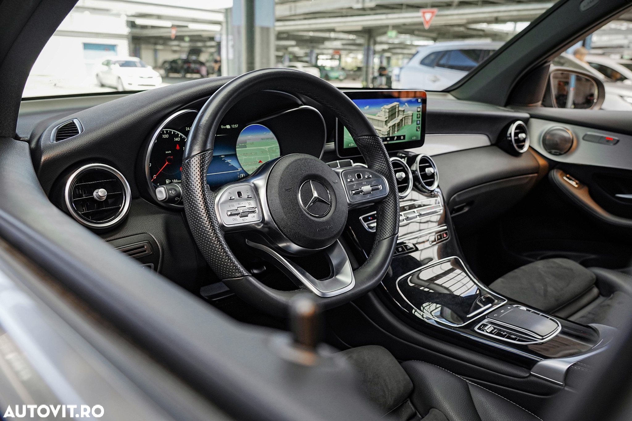 Mercedes-Benz GLC - 6