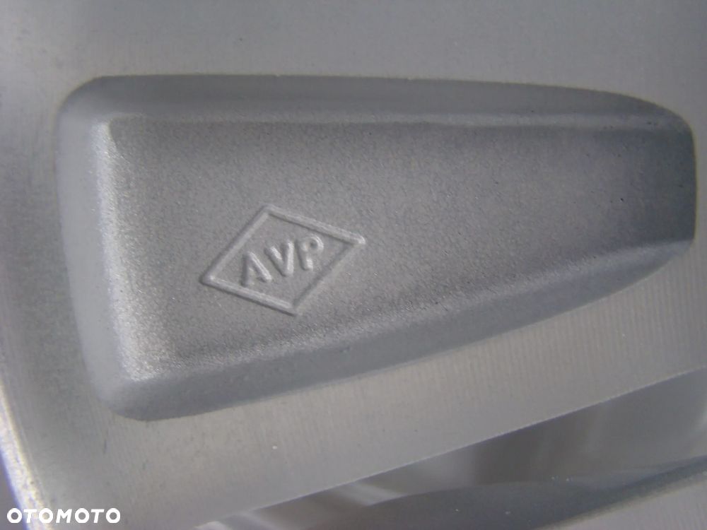 a01 5x114,3 Toyota C-HR RAV4 Verso Corolla Camry Avensis niemotnowane 7jx17 et35 - 8