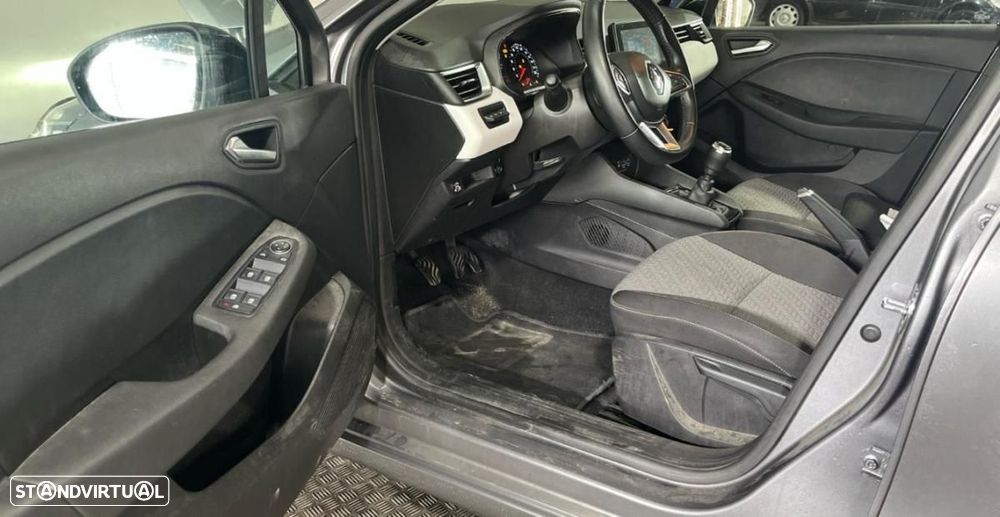 Renault Clio 1.0 TCe Evolution Bi-Fuel - 4