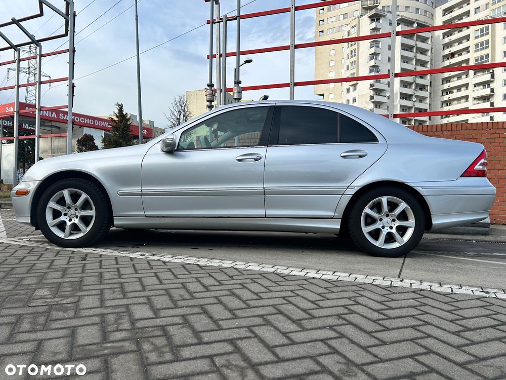 Mercedes-Benz Klasa C 280 4Matic Automatik Avantgarde - 7