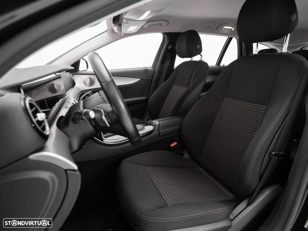 Mercedes-Benz E 300 de 4Matic 9G-TRONIC Avantgarde - 8