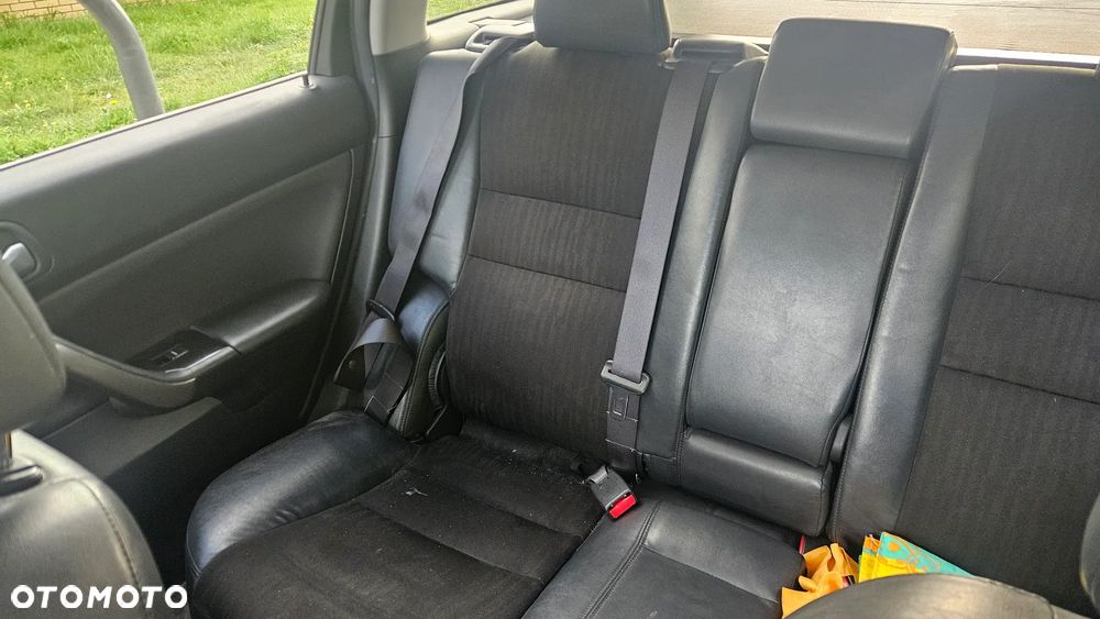 Honda Accord 2.0 Executive - 7