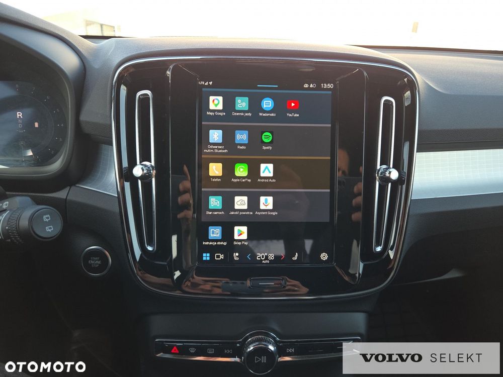 Volvo XC 40 B3 Plus Dark - 19