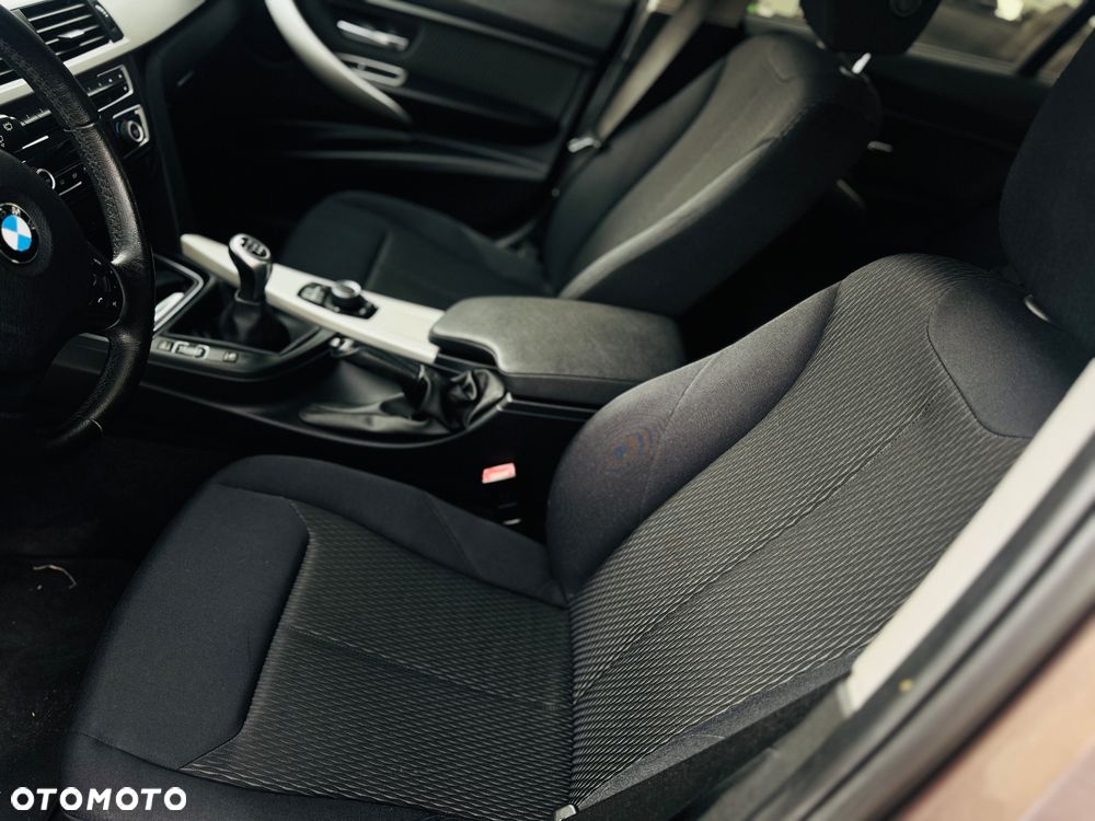 BMW Seria 3 316d DPF Edition Exclusive - 11