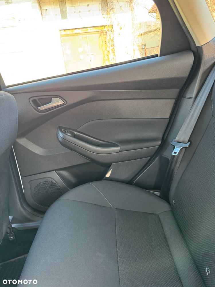 Ford Focus 1.5 TDCi SYNC Edition - 34