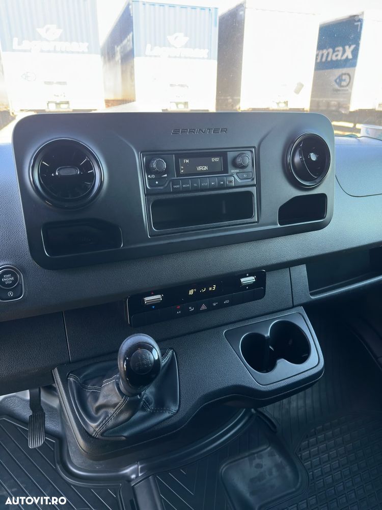 Mercedes-Benz Sprinter - 8