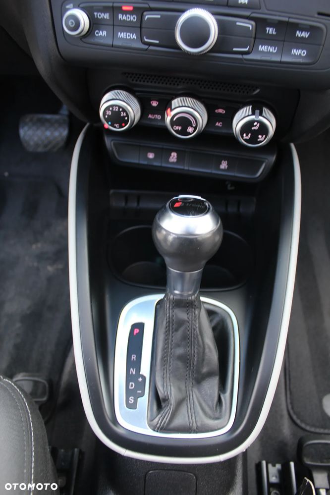 Audi A1 3-drzwiowe 1.4 TFSI S tronic S line edition - 30