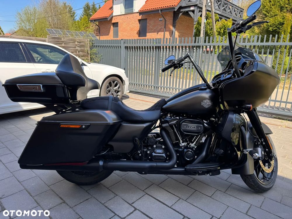 Harley-Davidson Touring Road Glide - 3