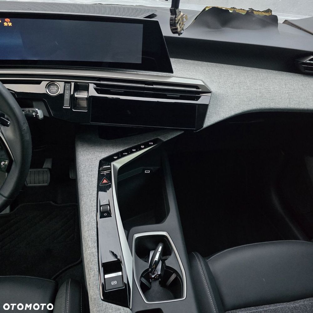 Peugeot 3008 73kWh Business - 14