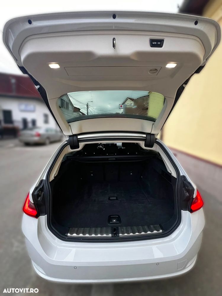 BMW Seria 3 320d AT MHEV - 18